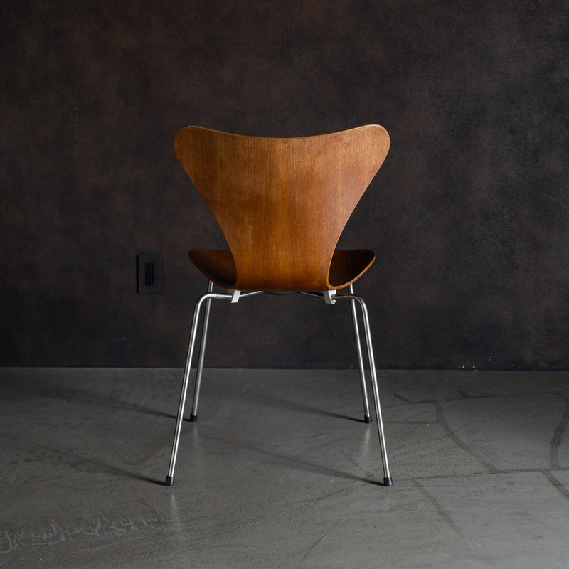 Arne Jacobsen / Seven Chair FH3107